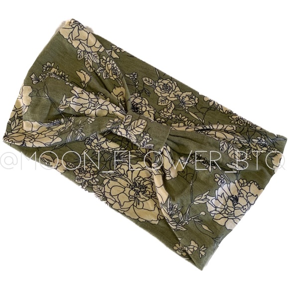 Green Boho Floral Headband - Picture 6 of 11